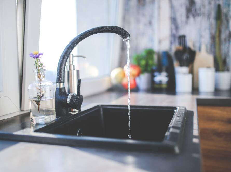 choosing a kitchen sink